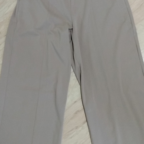 H Halston Wide Leg Trouser Pants Desert Camel M - Picture 9 of 14